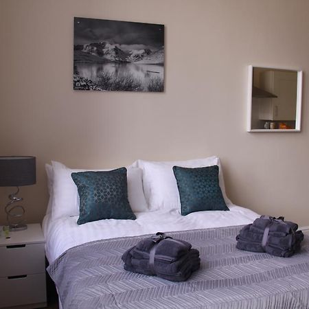 Appartement The Trafford à Stockport Extérieur photo